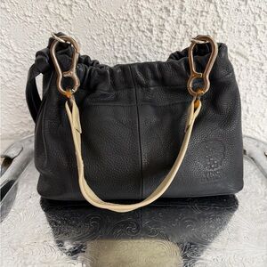 Vince Camuto Black Leather Drawstring Shoulder Bag with Contrast Handle